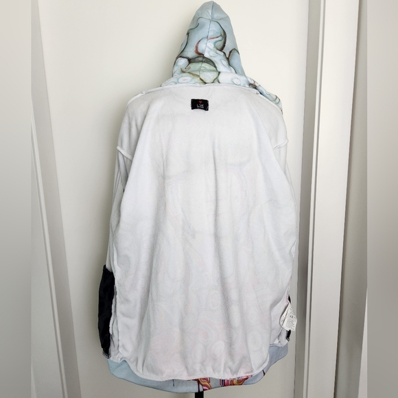 Camilla d'Errico Graphic Sweatshirt - Picture 2 of 16